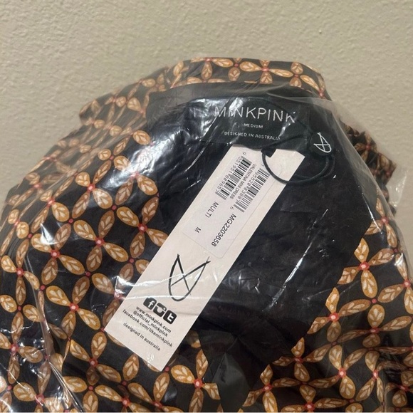 NWT Medium MINK PINK Valentina
Mini Dress - Picture 8 of 10